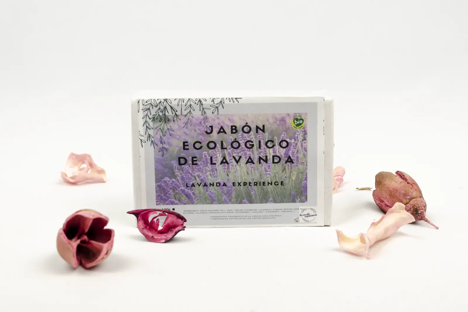 Jabón ecológico de lavanda Lavanda Experience, una pastilla perfumada incluida en la caja de regalo spa «Aromas de La Provenza».